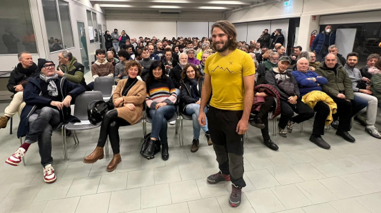 Tutto esaurito per l'evento organizzato dal Comune di Tavullia con ospite il ciclo viaggiatore Lorenzo Barone