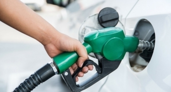 Benzina e gasolio stanno tornando a quasi 2 euro al litro