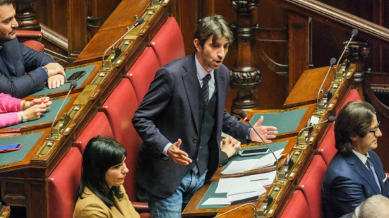 Bagarre alla Camera, Donzelli (FdI): "La sinistra sta dalla parte dello Stato o dei terroristi con la mafia?"