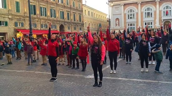 Percorso Donna e CenterStage di nuovo insieme per One Billion Rising, il flash mob contro la violenza di genere
