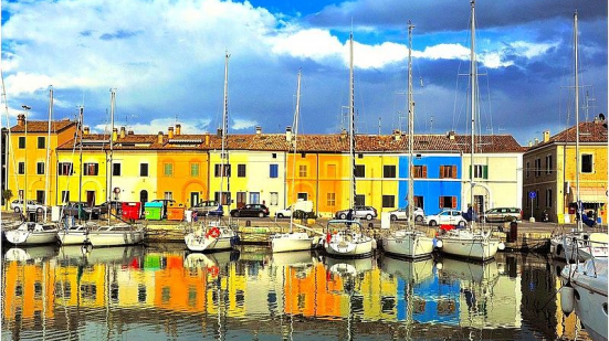 Food truck al porto nell'area di calata Caio Duilio: c'è il nuovo bando 2023/2024 del Comune di Pesaro