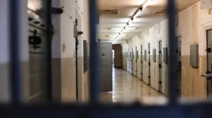 Carceri marchigiane ancora sovraffollate: a Villa Fastiggi di Pesaro 210 detenuti per una capienza di 153