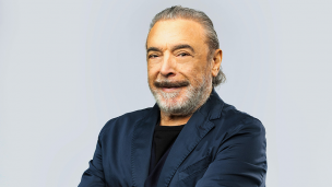 Lo spettacolo previsto questa sera al Parco Miralfiore di Pesaro con Nino Frassica è stato rinviato al 6 agosto