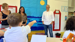 Il sindaco Ricci: "Buon primo giorno di scuola a tutte e tutti, vivete questo anno con serietà e serenità!"
