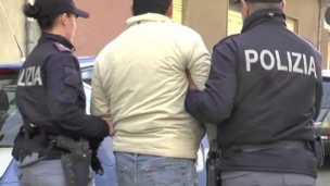 Fermato e arrestato cinquantenne pesarese mentre spacciava davanti a un noto bar pasticceria del centro