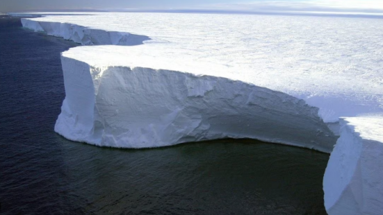 Antartide, si è staccato l'iceberg più grande del mondo