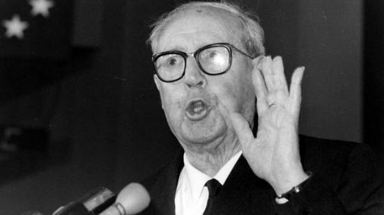 Venerdì la Città di Pesaro omaggia Giuseppe Saragat, l'assessore Pozzi: "Grande uomo politico e di Stato"