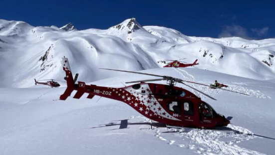 Elicottero si schianta sulle Alpi, morte tre persone