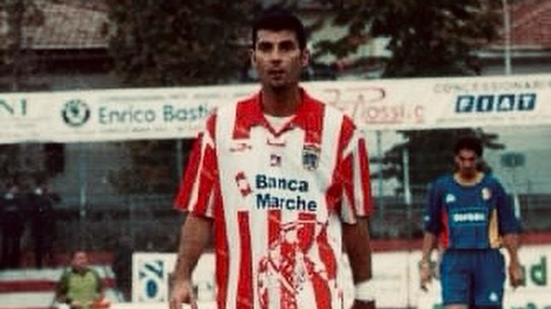 Addio Tino Borneo, Vis Pesaro: "Ci lascia un bomber vero che ha fatto gol nei cuori di tutti i biancorossi"