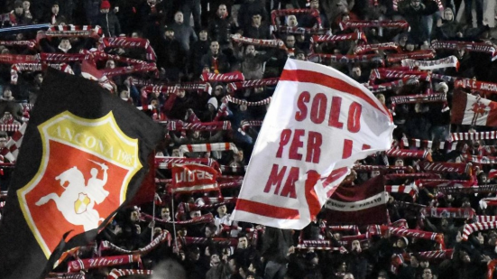 A rischio l'iscrizione dell'Ancona al prossimo campionato di Serie C, forse ripartirà dalla Serie D