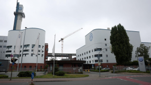 Volkswagen chiuderà almeno tre fabbriche in Germania