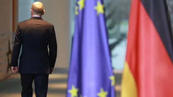 Scholz perde la fiducia, elezioni anticipate in Germania