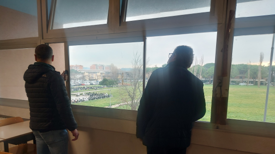 Finestra si stacca e colpisce studente, sopralluogo della Provincia al Bramante: "Controllati tutti gli infissi"