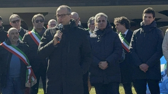 Ricci (PD) allo sciopero Beko a Fabirano: "Uniti e non molliamo, lottiamo per i siti e i posti di lavoro"