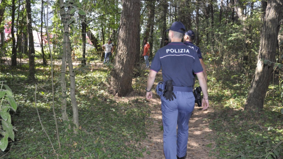 Pesaro, guadagnavano più di 10mila euro al giorno spacciando al Parco Miralfiore: condannate 12 persone