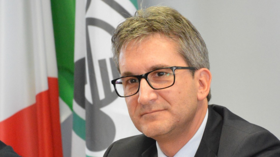 Baldelli: "Ricci ormai sembra la parodia di 'Cetto La Qualunque', un candidato che regala a tutti"