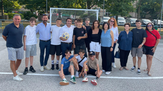 La pista polivalente di Villa Ceccolini è tornata, da ieri, ad accogliere la comunità del Quartiere
