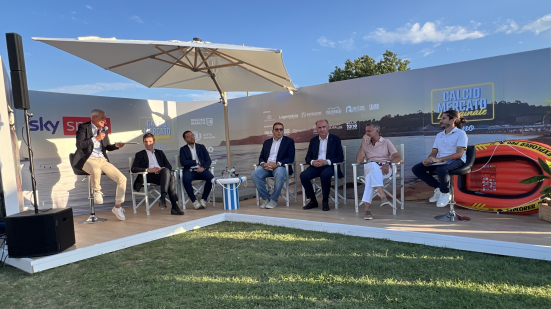 Fano accende i riflettori su sport e turismo con "Calciomercato - L'Originale": successo per l'evento Sky