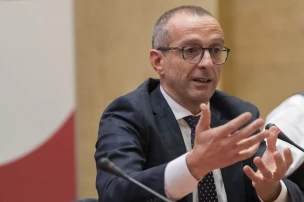 Matteo Ricci: “Sanità marchigiana in crisi, servono più risorse e rispetto per cittadini e operatori”