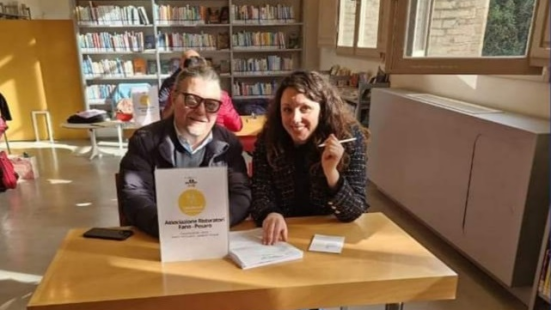 Dumping contrattuale nei pubblici esercizi: un fenomeno in crescita che minaccia imprese e lavoratori