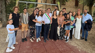 Nuovi giochi e una Little Free Library: Novilara festeggia con il parco rinnovato