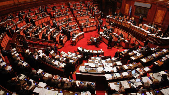 Il Senato approva all'unanimità il reato di femminicidio nel codice penale