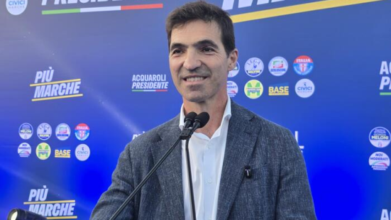 Elezioni Marche, Acquaroli inaugura la sede elettorale alla Baraccola: "Cuore pulsante della campagna"