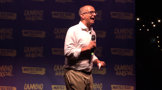 Matteo Ricci alla cena con i sostenitori: “Difendo la mia reputazione e quella di Pesaro”