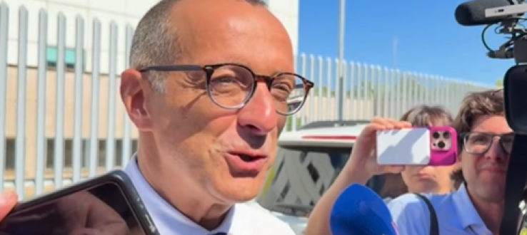 Matteo Ricci dopo l'interrogatorio alla Guardia di Finanza: "Molto soddisfatto, sereno e determinato"