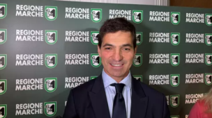 Acquaroli difende ATIM: "Ha fatto crescere il turismo nelle Marche, servono tempo e fiducia"