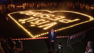 Candele sotto le Stelle illumina Pesaro: 8mila fiammelle e migliaia di visitatori per l'XI edizione