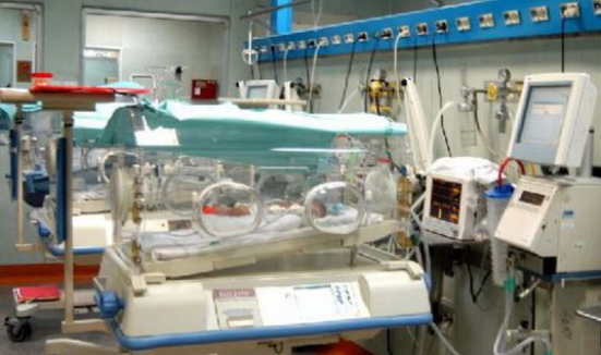 Tin del Salesi di Ancona senza aria condizionata: la denuncia di una neomamma