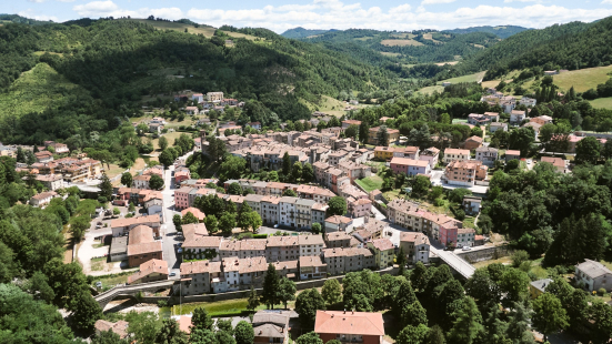 RI-GEN: Apecchio e Piobbico uniti per rigenerare i borghi tra birra artigianale ed erbe spontanee