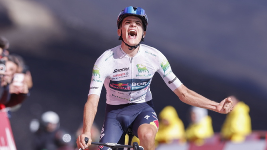 Vuelta 2025, impresa di Giulio Pellizzari: il marchigiano vince la 17esima tappa