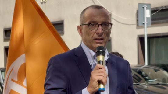 Ricci a Pesaro: "Trasporto gratuito per gli studenti, misura concreta contro il caro scuola"