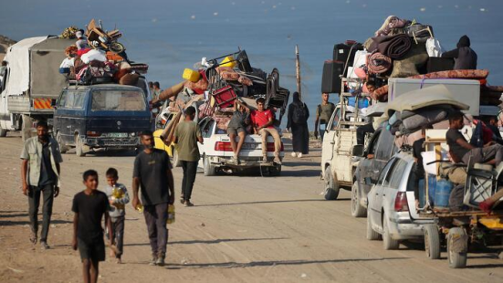 Gaza, 480mila sfollati da Gaza City: attacchi, valichi chiusi e la Global Flotilla in rotta