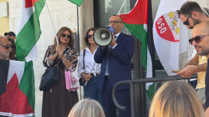 Matteo Ricci lancia "Un treno per Gaza": "Le Marche riconosceranno lo Stato di Palestina"