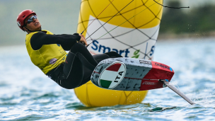 Il pesarese Riccardo Pianosi campione del mondo di Formula Kite: primo titolo iridato per l'Italia