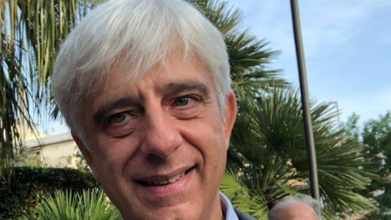 Pesaro, "Il fuoco che trasforma e forgia": l'alchimia e la ceramica al centro dell'incontro con Marco Rocchi