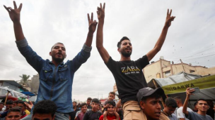 Israele e Hamas hanno ufficialmente firmato l'accordo di pace: cessate il fuoco e ritiro parziale dell'Idf