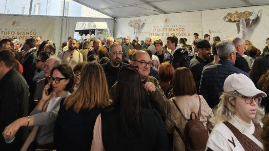 Pergola celebra l'ultimo weekend della Fiera Nazionale del Tartufo Bianco Pregiato