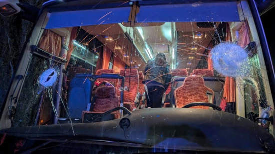 Agguato al bus dei tifosi: la polizia indaga su dieci ultras reatini legati a movimenti di estrema destra