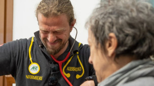 Fondazione Cassa di Risparmio di Pesaro rinnova il sostegno a Fondazione ANT: 10mila euro per l’assistenza ai malati oncologici