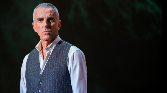 Federico Buffa porta "Otto infinito" a Pesaro: lo spettacolo su Kobe Bryant all'Auditorium Scavolini