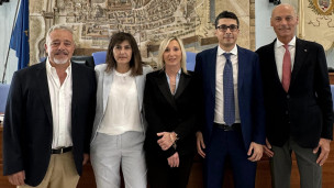 Terzo dirigente lascia il Comune in meno di un anno: Fratelli d'Italia chiede chiarezza alla Giunta Biancani