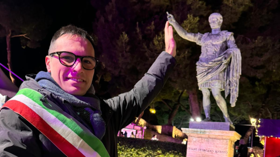 Natale a Fano: inaugurata l'edizione 2025 della "Terra di Mare" con un centro storico gremito