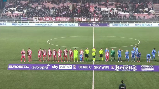 Vis Pesaro Ascoli termina 1-1: spettacolo, legni e grandi parate al "Benelli"