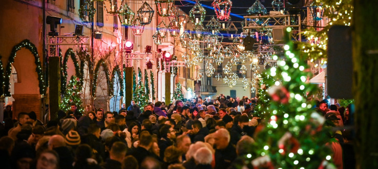 Immacolata nei borghi: a Cagli e nella provincia esplode la magia de "Il Natale che non ti aspetti"
