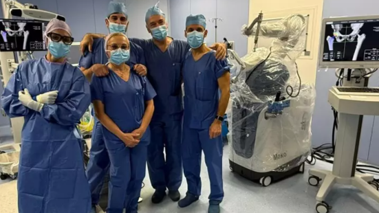 Ascoli Piceno, al "Mazzoni" il primo intervento di chirurgia robotica protesica dell'anca nelle Marche