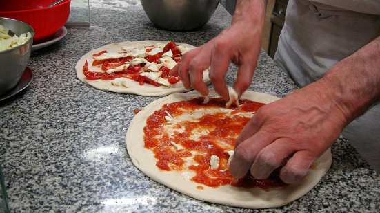 CNA Pesaro Urbino, parte il corso "Pizza che passione!" dopo il riconoscimento Unesco alla cucina italiana